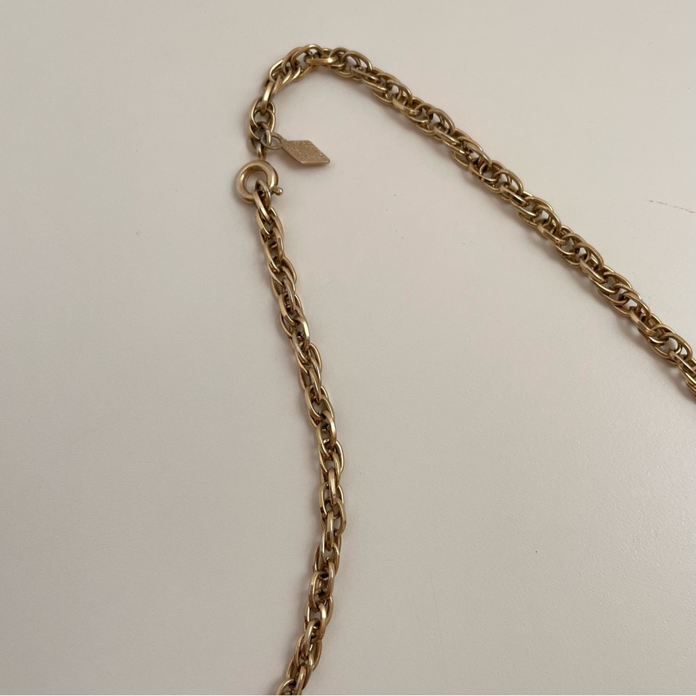 Vintage 70โs SARAH COVENTRY Gold Tone White Enamel Boho Abstract Preppy Necklace - Picture 5 of 11